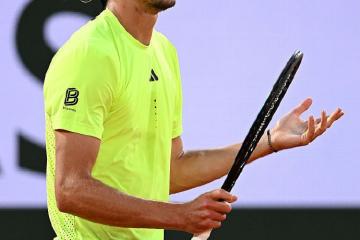 世俱杯决赛-戴维斯杯逆转温网，兹维列夫状态火热