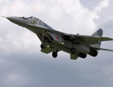 世俱杯分组-双线突破，佩德里逆境爆发与牙买加的奇迹逆转，体育如何重写命运剧本？