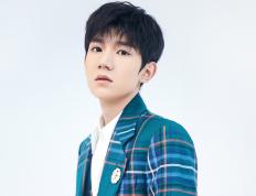 世俱杯决赛-老鹰对阵鹈鹕，字母哥展现巨星价值