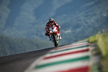 世俱杯赛程-绝对的力量与节奏的掌控，足球场上的两极哲学