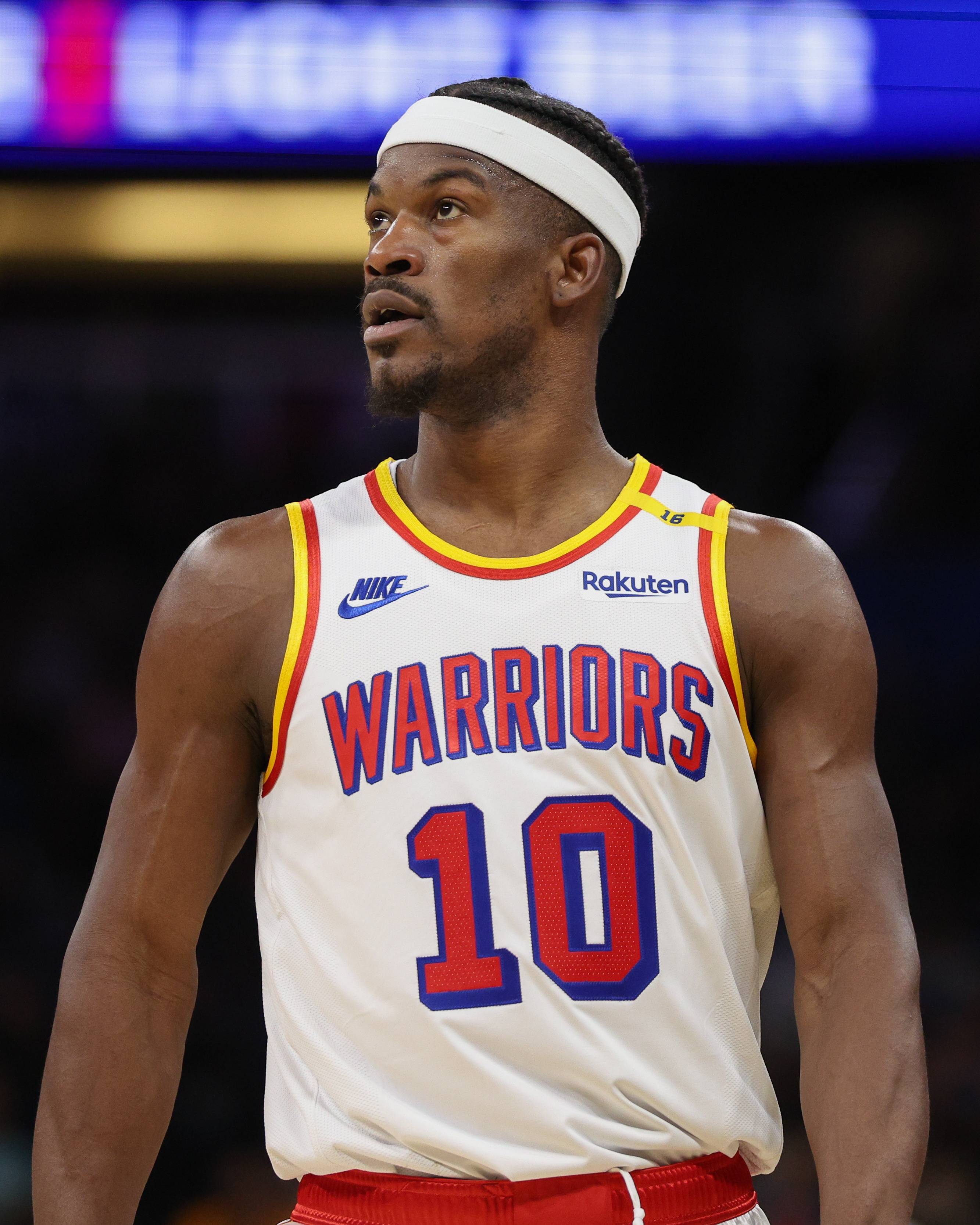 世俱杯时间-勇士险胜黄蜂暂居东部第一