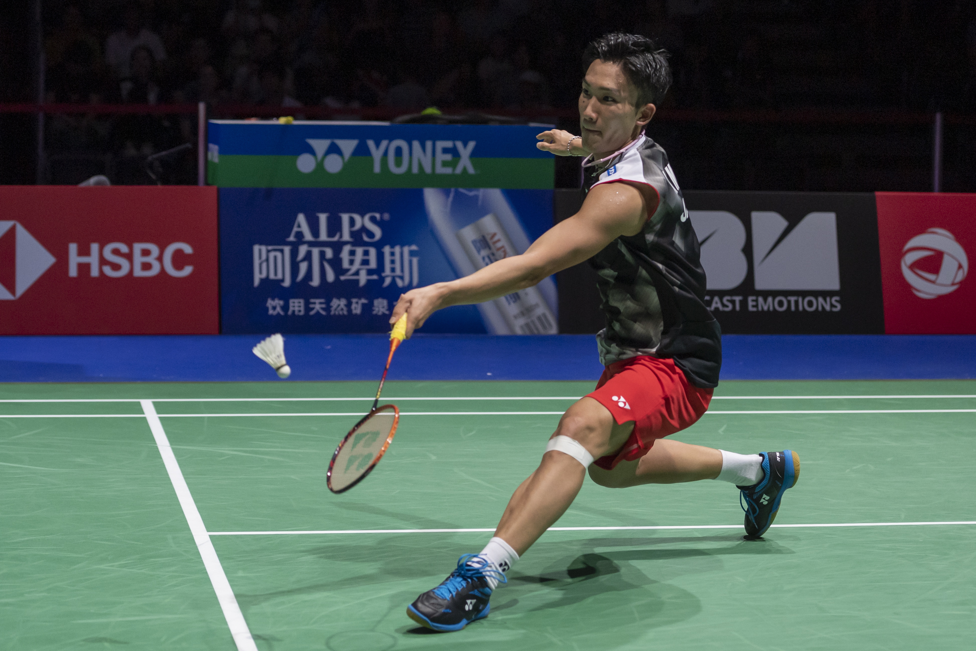 世俱杯赛程-法国羽毛球队爆冷日本羽毛球队,桃田贤斗制霸全场的简单介绍