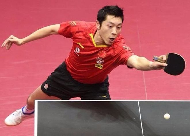 世俱杯参赛资格-韩国队鏖战日本队，许昕关键制胜