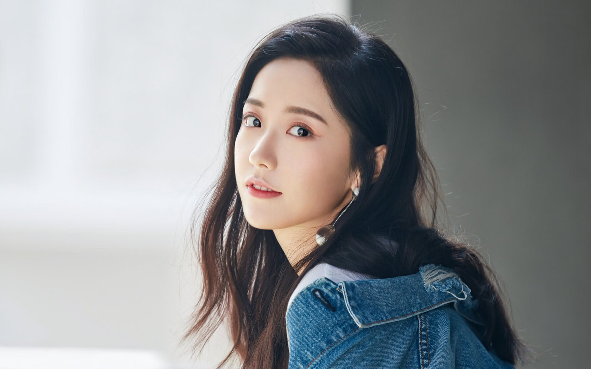 世俱杯赛程-红黑军团欧战扬威!奥斯梅恩天神下凡,将希腊防线彻底碾为齑粉